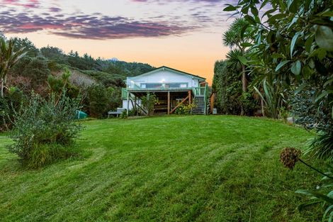 Photo of property in 26 Edwin Mitchelson Road, Muriwai, Waimauku, 0881