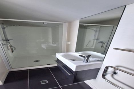 Photo of property in 9/2 Stone Street, Miramar, Wellington, 6022