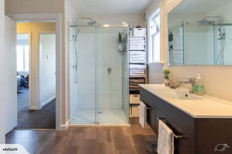 Photo of property in 154 Marine Parade, New Brighton, Christchurch, 8083