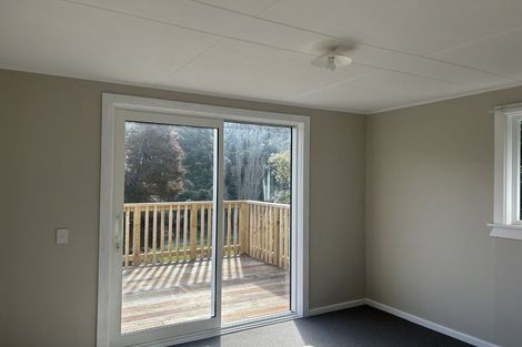 Photo of property in 22 Hampden Street, Picton, 7220