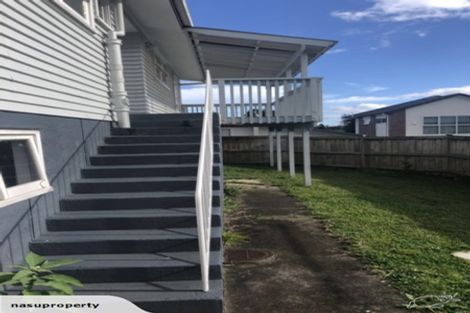 Photo of property in 51 Patons Road, Howick, Auckland, 2014