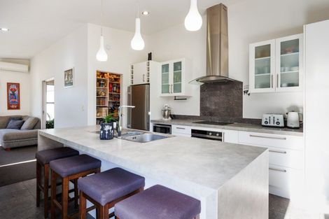 Photo of property in 51 Chestnut Close, Kelvin Grove, Palmerston North, 4414