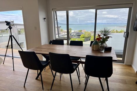 Photo of property in 3/3 Marama Street, Castor Bay, Auckland, 0620