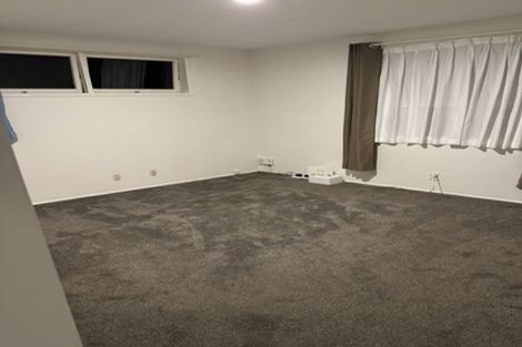 Photo of property in 1/3 De Thiery Place, Pakuranga Heights, Auckland, 2010