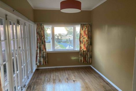 Photo of property in 1218 Great South Road, Runciman, Drury, 2578