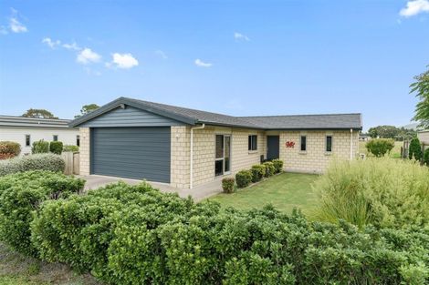 Photo of property in 24 South Road, Waipu, 0510