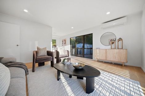Photo of property in 1/76 Chilcott Road, Henderson, Auckland, 0612