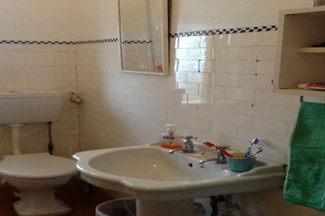 Photo of property in 129 Queen Street, North Dunedin, Dunedin, 9016