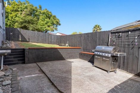 Photo of property in 152 Everglade Drive, Totara Heights, Auckland, 2105