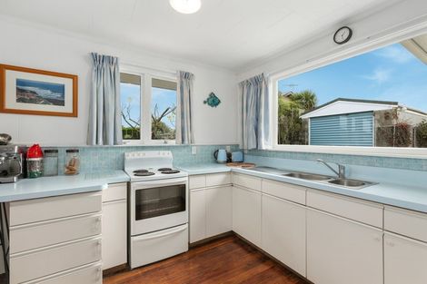 Photo of property in 23 Larnach Street, Waimairi Beach, Christchurch, 8083