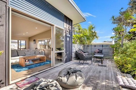 Photo of property in 110 The Fairway, Matarangi, Whitianga, 3592