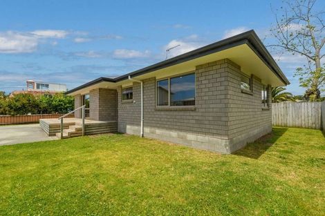 Photo of property in 8 Kulim Avenue, Otumoetai, Tauranga, 3110