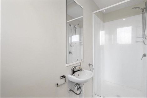 Photo of property in 32 Kevale Place, Manurewa, Auckland, 2102