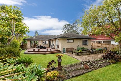 Photo of property in 276 Glenvar Road, Torbay, Auckland, 0630