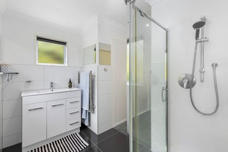 Photo of property in 227 Lonely Track Road, Albany Heights, Auckland, 0632