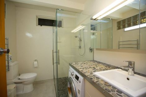 Photo of property in 38 Woolcombe Terrace, New Plymouth, 4310