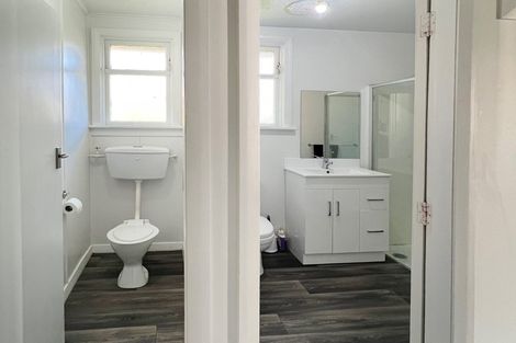 Photo of property in 10 Titri Road, Waihola, Outram, 9073