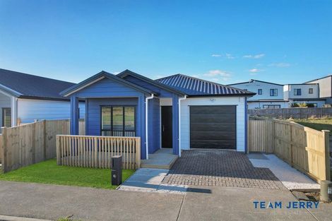 Photo of property in 43 Tributary Parade, Karaka, Papakura, 2113