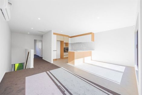 Photo of property in 15 Korokio Lane, Henderson, Auckland, 0612