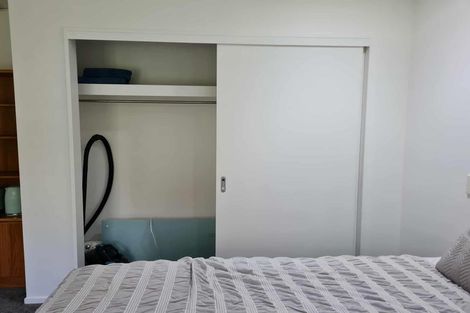 Photo of property in 28 Arataki Road, Havelock North, 4130