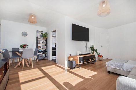 Photo of property in 28 Raewyn Street, Morningside, Whangarei, 0110