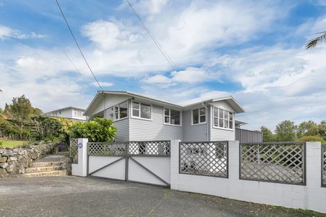 Photo of property in 1/16 Coronation Road, Glenfield, Auckland, 0627