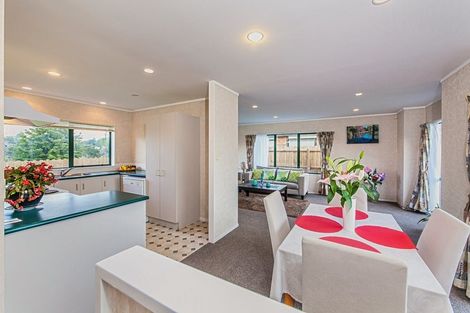 Photo of property in 39 Davington Way, Burswood, Auckland, 2013