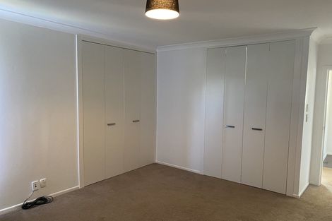 Photo of property in 11 Youngs Road, Papakura, 2110