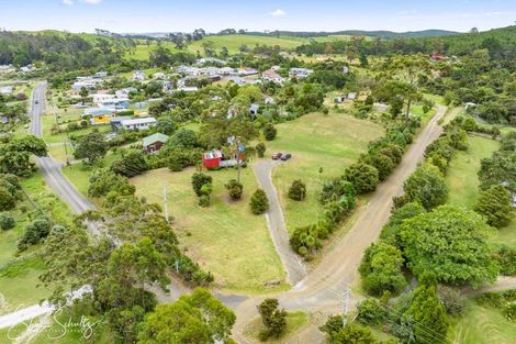 Photo of property in 39 Ngatoto Road, Tinopai, Matakohe, 0593