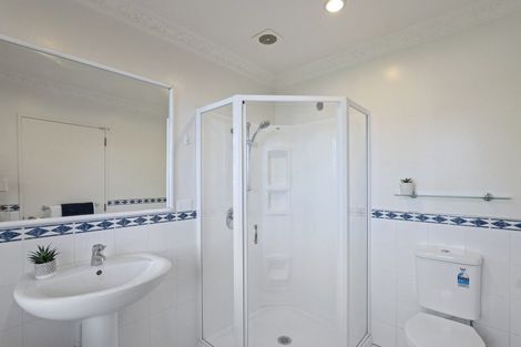 Photo of property in 70 Belleview Terrace, Mount Pleasant, Christchurch, 8081