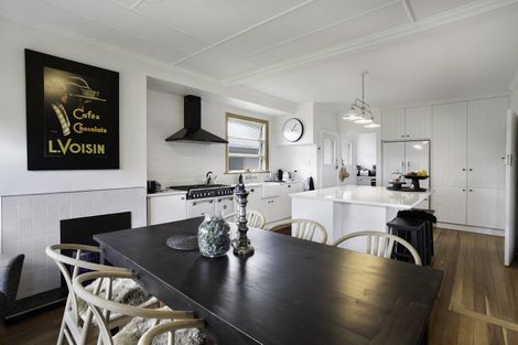 Photo of property in 13 Cambridge Road, Martinborough, 5711