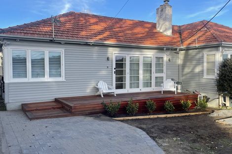Photo of property in 37 Church Street, Northcote Point, Auckland, 0627