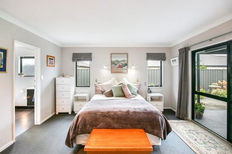 Photo of property in 9 Pacific Avenue, Poraiti, Napier, 4112