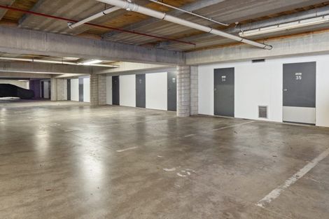 Photo of property in 204/136 Marine Parade, Mount Maunganui, 3116