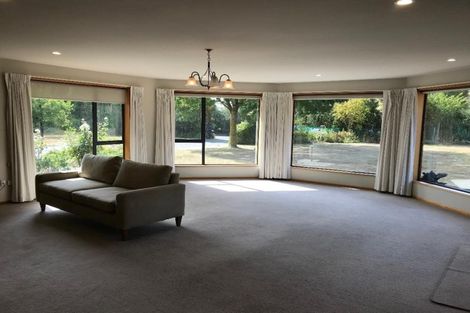 Photo of property in 4 Cedar Place, Amberley, 7410