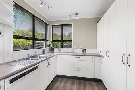 Photo of property in 1 Carvel Lane, Whitby, Porirua, 5024