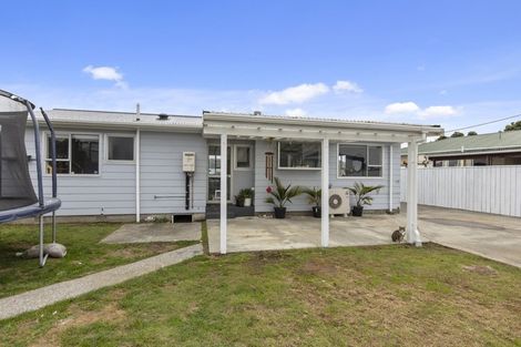 Photo of property in 12 Mossburn Grove, Kelson, Lower Hutt, 5010