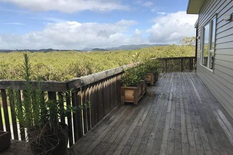 Photo of property in 30 Waimahanga Road, Onerahi, Whangarei, 0110