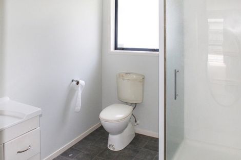 Photo of property in 68 Ruapehu Drive, Fitzherbert, Palmerston North, 4410