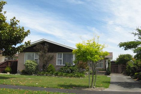 Photo of property in 25 Eglinton Street, Avondale, Christchurch, 8061