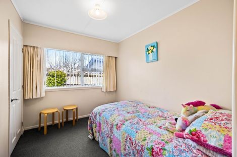 Photo of property in 15 Pukatea Street, Inglewood, 4330