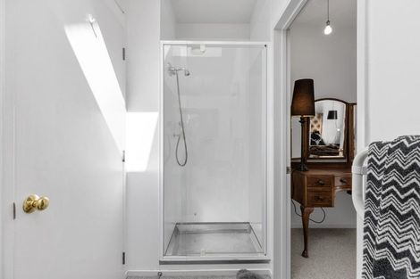 Photo of property in 3/93 Aikmans Road, Merivale, Christchurch, 8014