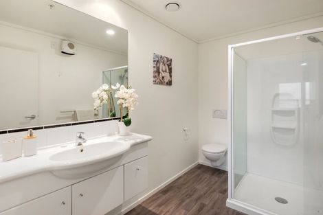 Photo of property in 14/72d Devonport Road, Tauranga, 3110