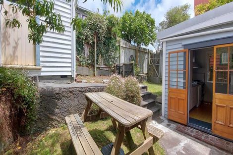 Photo of property in 10 Dawson Street, Berhampore, Wellington, 6023