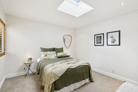 Photo of property in 15/22 Oriental Terrace, Oriental Bay, Wellington, 6011