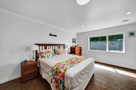 Photo of property in 24 Moulton Street, Moturoa, New Plymouth, 4310