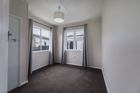 Photo of property in 1/74 Forest Hill Road, Henderson, Auckland, 0612