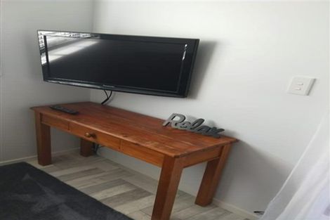 Photo of property in 54e Birkdale Road, Birkdale, Auckland, 0626