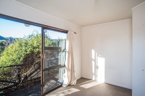 Photo of property in 5 Chilton Drive, Paraparaumu, 5032