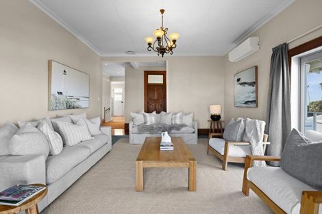 Photo of property in 16 Lighthouse Road, Bluff Hill, Napier, 4110